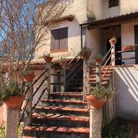 Villetta su 3 livelli con ampio spazio esterno