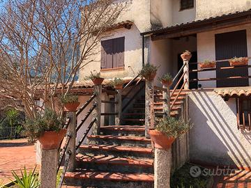 Villetta su 3 livelli con ampio spazio esterno