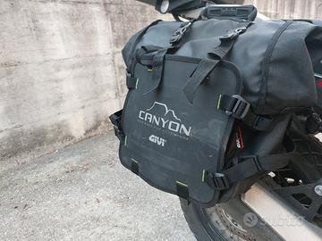 Givi Canyon GRT720