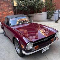 TRIUMPH TR6 P.I.