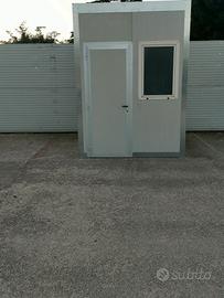 CONTAINER DA CANTIERE O GIARDINO