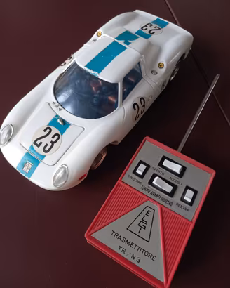 Modello radiocomandato Ferrari LM 250 anni 60