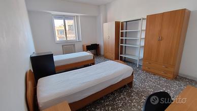 Camera uso doppia per studenti/lavoratori