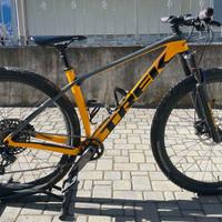 Trek Procaliber 9.7 MTB 29" taglia M/L carbonio