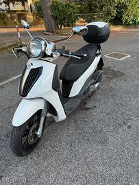 Piaggio Carnaby 300 cruiser