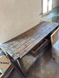 Tavolo da lavoro antico