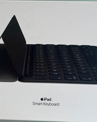 Apple Smart Keyboard