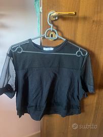 Maglietta croptop nera e trasparente