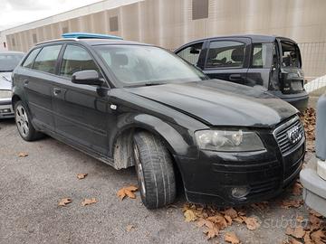 Audi A3 anno 2004 ( 8p ) ricambi usati