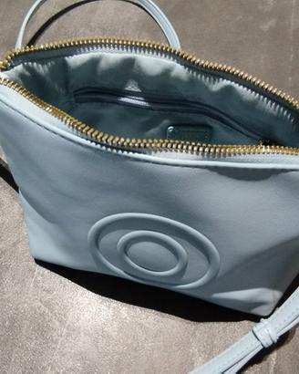 pochette a tracolla 