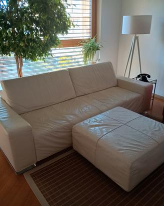 Divano in pelle dim. 240 x 103 Doimo con pouf 