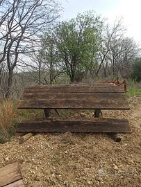 Tavolo da esterno tipo montagna