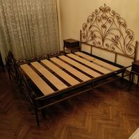 Letto matrimoniale in ferro battuto 
