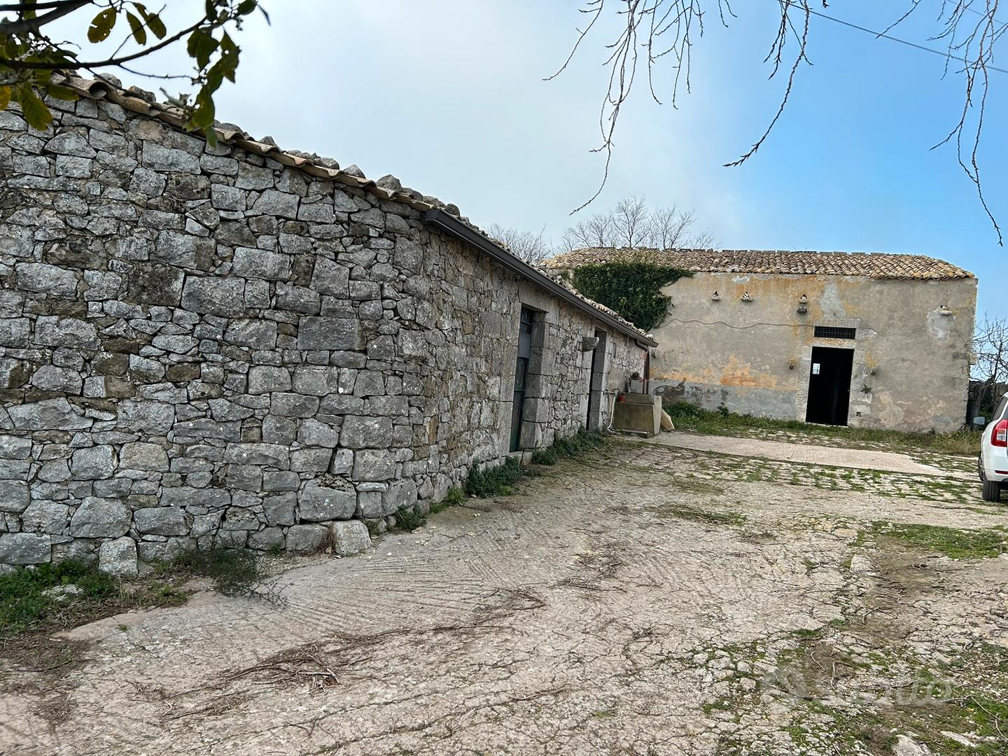 Rustico mq 130 + terreno e orticello. - Vista 4