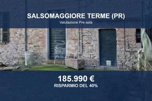 Immobile in asta di 386 m² con più di 5 locali e b