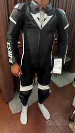 Tuta moto