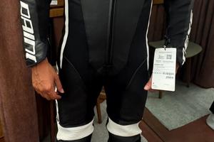 Tuta moto