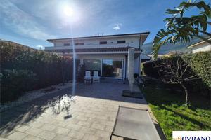 Porzione di villa di recente costruzione a