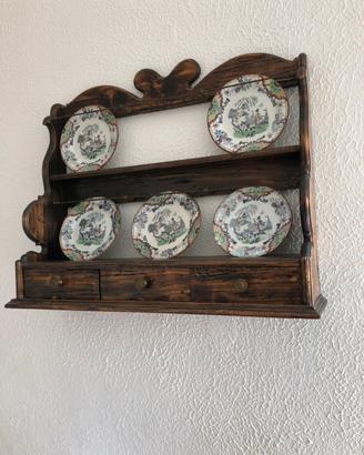 Piattaia antica in legno color noce con cassetti