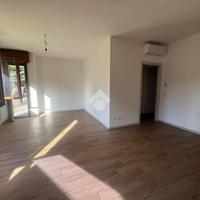 3 LOCALI A TRAVERSETOLO