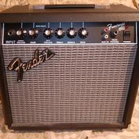 Amplificatore per chitarra Fender Frontman 15