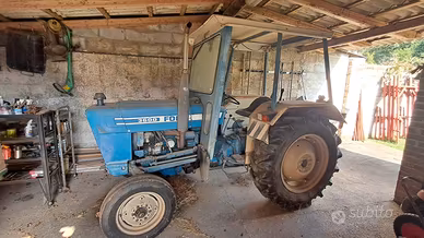 Trattore FORD 3600