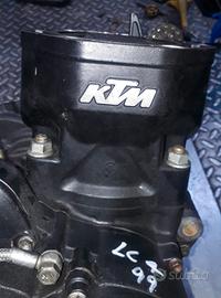 Duke 640 99 : basamento motore frizione carburator