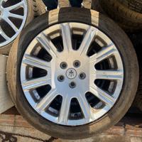 1 CERCHIO E GOMMA MASERATI