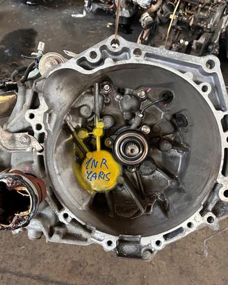 COMPLETO 1NR CAMBIO ROBOTIZZATO TOYOTA YARIS 1.3