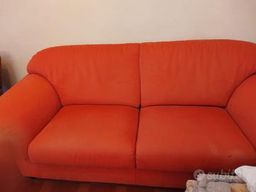 divano a due posti