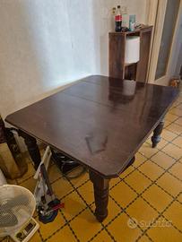 Tavolo inglese in mogano