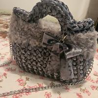 borsa fatta a mano da me stessa molto bella e capi