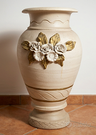 Anfora da Terra in Ceramica Decorata con Fiori