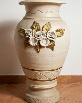 Anfora da Terra in Ceramica Decorata con Fiori