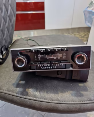 Autoradio epoca Becker anni 80 presa iPod 