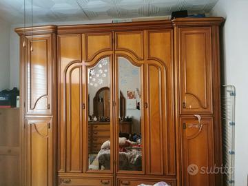 Camera da letto completa in legno massello 