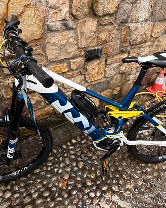 Bici elettrica husquarna 🔝