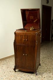 Grammofono meccanico Bislasters Voice
