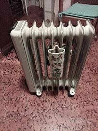 termosifone elettrico   de longhi con ruote