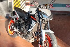 YAMAHA MT09 2020