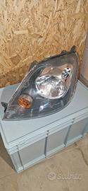 FARO ANTERIORE DESTRO FORD FIESTA V