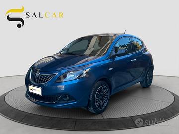 Lancia Ypsilon 1.0 FireFly 5 porte S&S Hybrid Gold