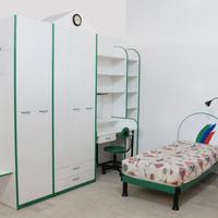 Cameretta in stile moderno bianco - verde