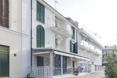 3 LOCALI A ROSETO DEGLI ABRUZZI