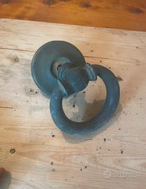 Coppia di batacchi / pomelli antichi