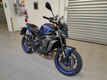 Yamaha MT-09 Y-AMT – Icon Blue | Pari al nuovo |