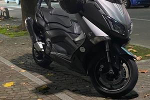 Yamaha T Max 530 - 2016