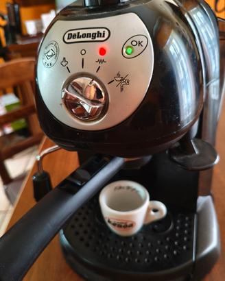 Macchina da caffè DeLonghi 