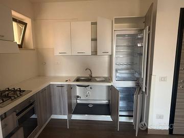 cucina.  trasporto gratuito 