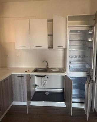 cucina.  trasporto gratuito 